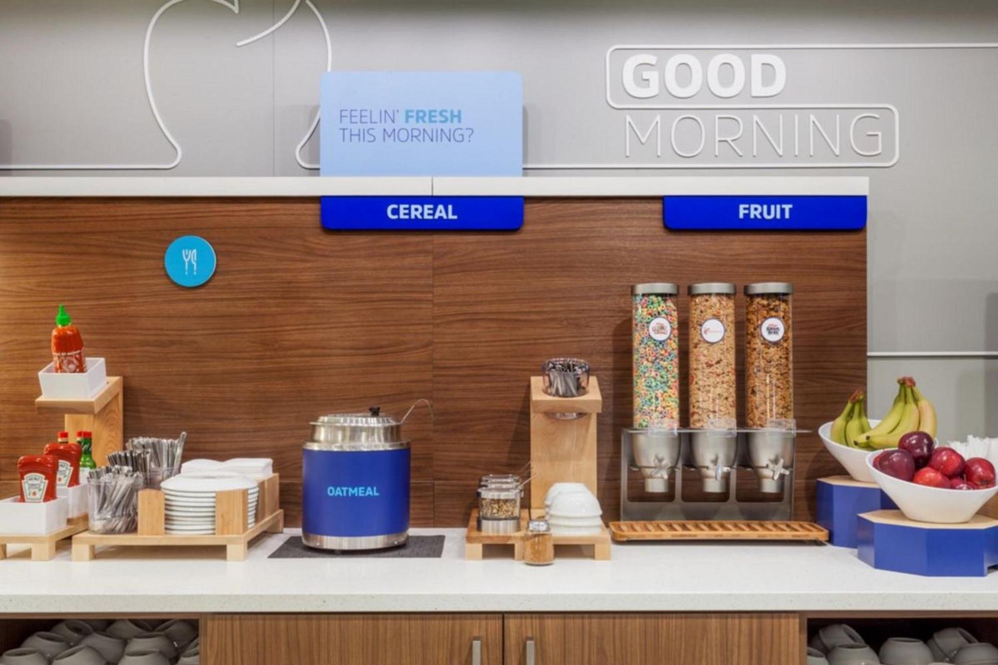 Holiday Inn Express & Suites Chicago - Matteson By Ihg المظهر الخارجي الصورة