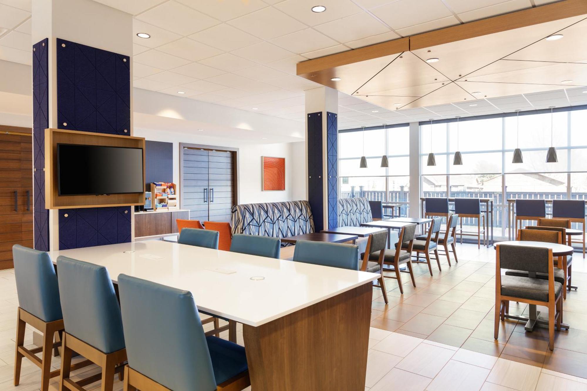 Holiday Inn Express & Suites Chicago - Matteson By Ihg المظهر الخارجي الصورة