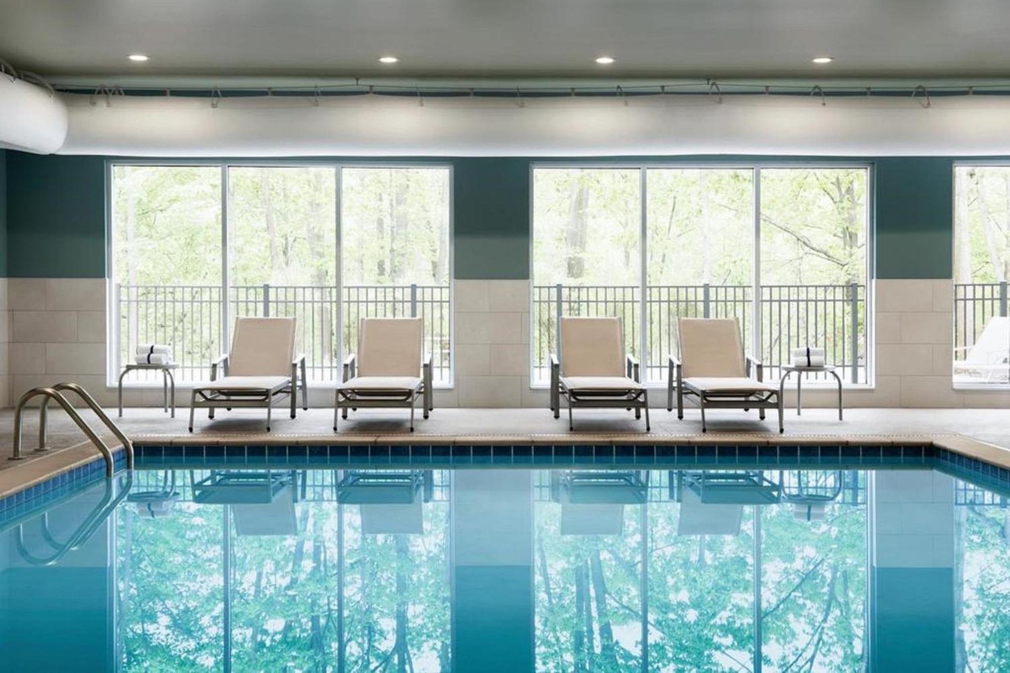 Holiday Inn Express & Suites Chicago - Matteson By Ihg المظهر الخارجي الصورة