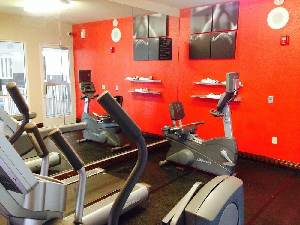 Holiday Inn Express & Suites Chicago - Matteson By Ihg المظهر الخارجي الصورة