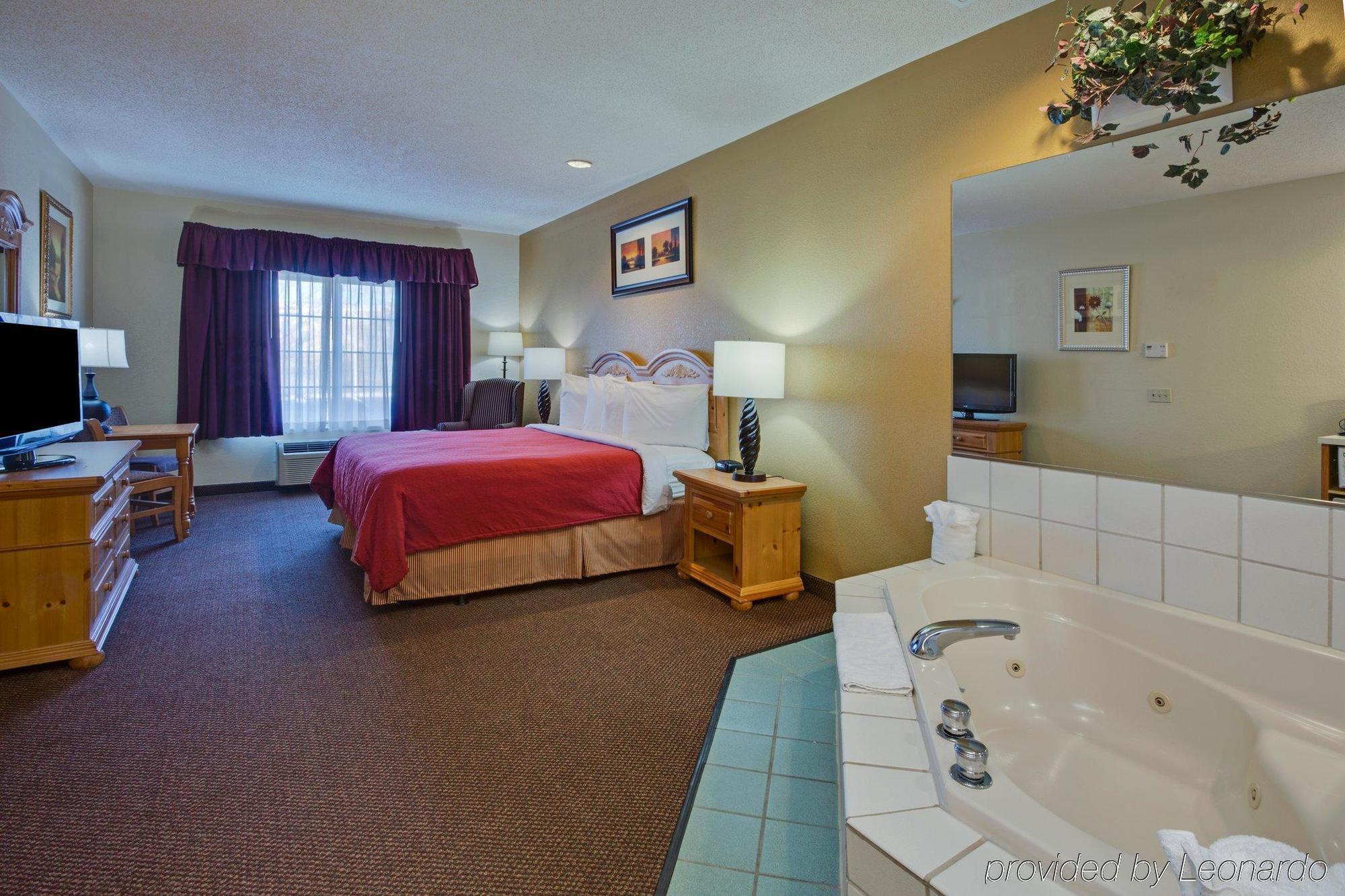 Holiday Inn Express & Suites Chicago - Matteson By Ihg الغرفة الصورة
