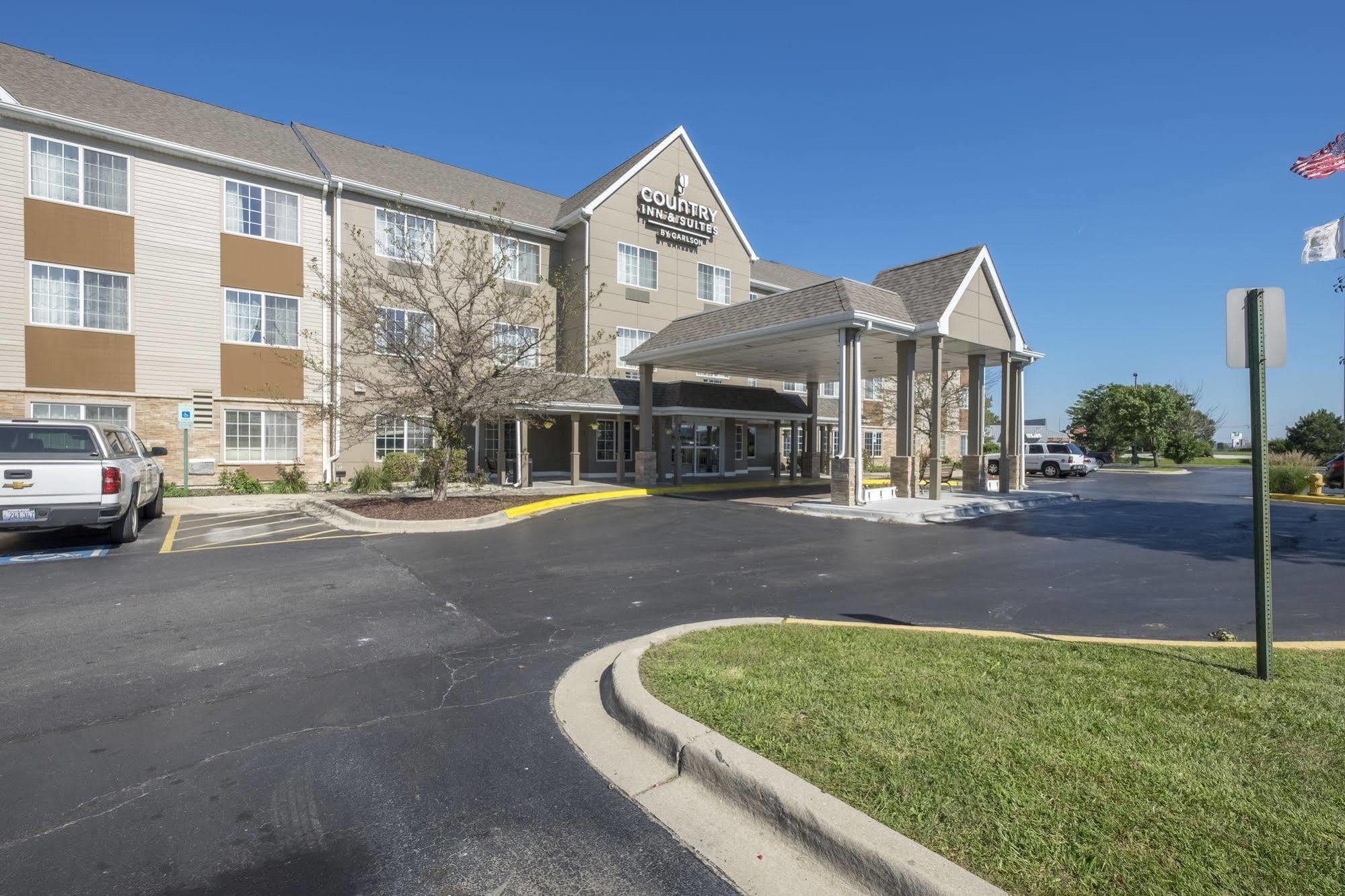 Holiday Inn Express & Suites Chicago - Matteson By Ihg المظهر الخارجي الصورة
